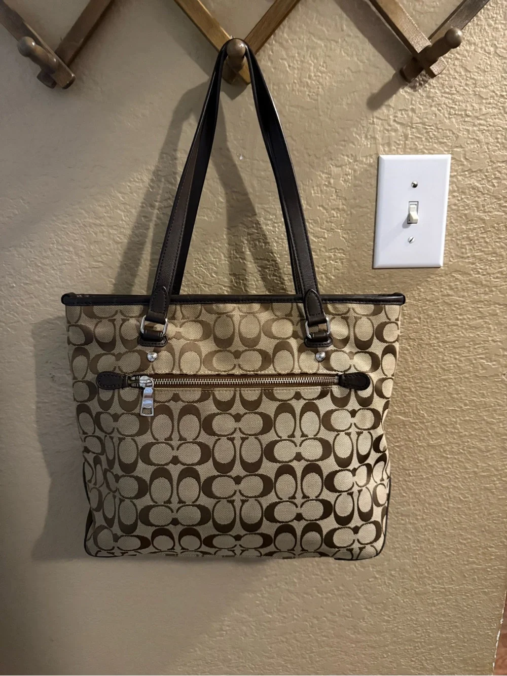 Coach Canvas Signature Tote in Khaki and Brown